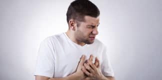 Göğüs ağrısı ihmale gelmez reflü göğüste yanma hissi